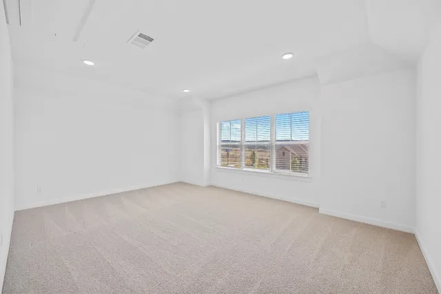 $399,900 | 8014 Shining Flor Run, Lago Vista, TX 78645