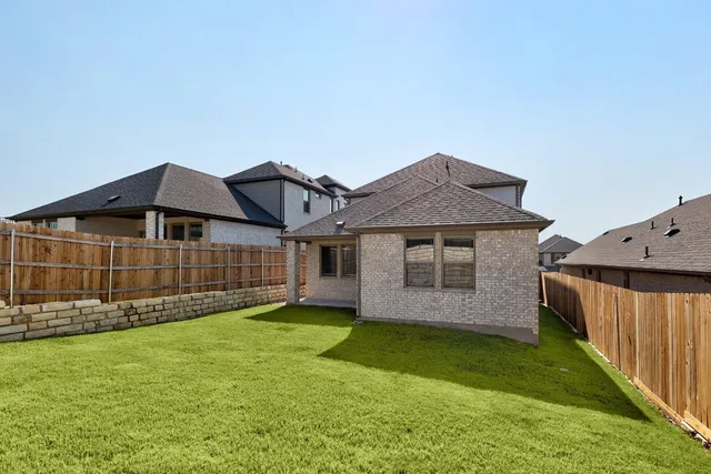 $399,900 | 8014 Shining Flor Run, Lago Vista, TX 78645