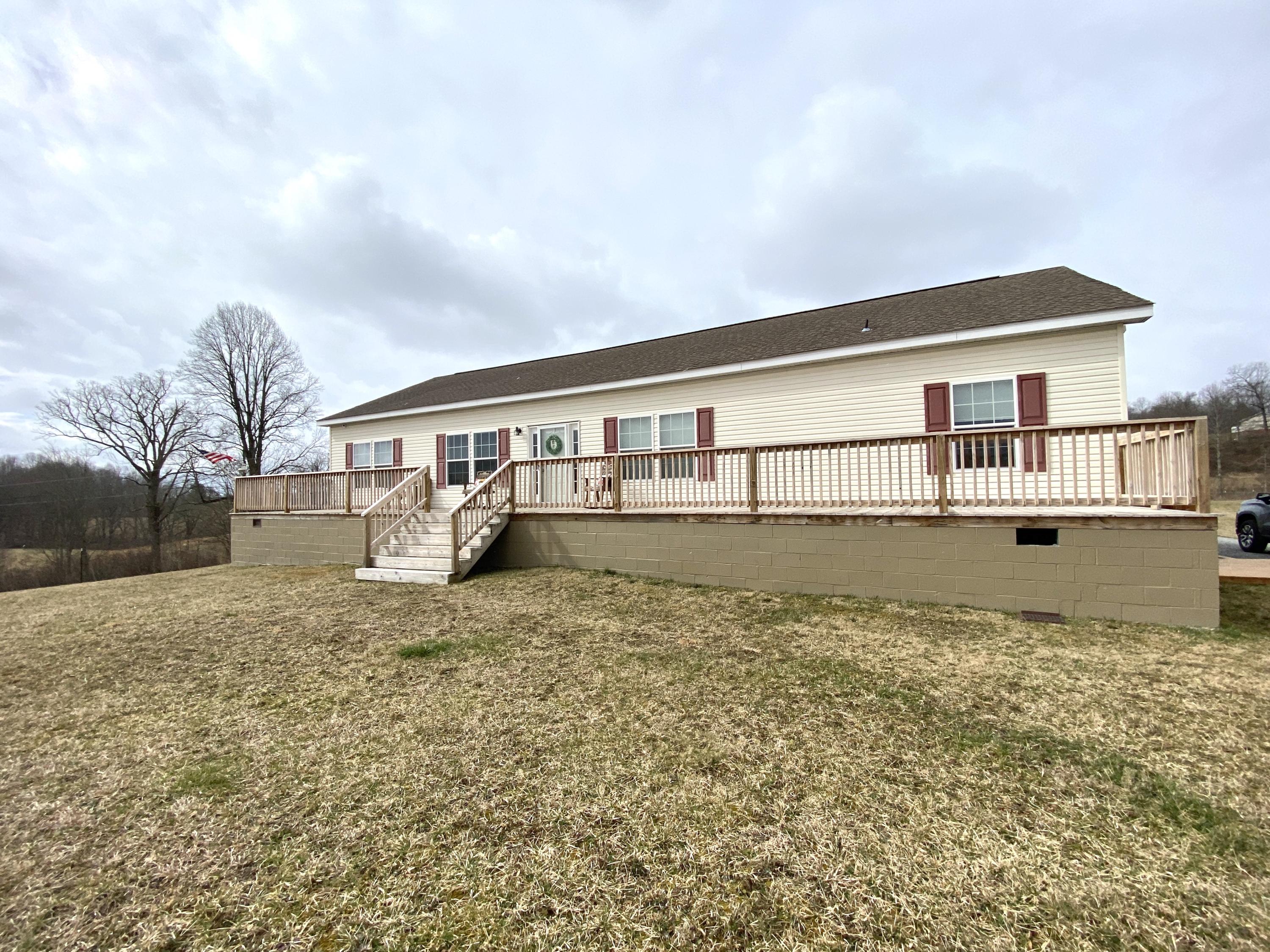 5258 McClellan Town Road St. Paul, VA 24283 - Photo 3 of 42 B223455B-7F88-47CF-9452-B4749C175745