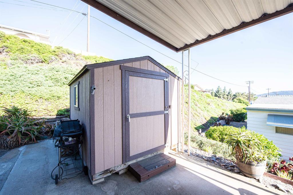 1175 La Moree Road San Marcos, CA 92078 - Photo 5 of 25