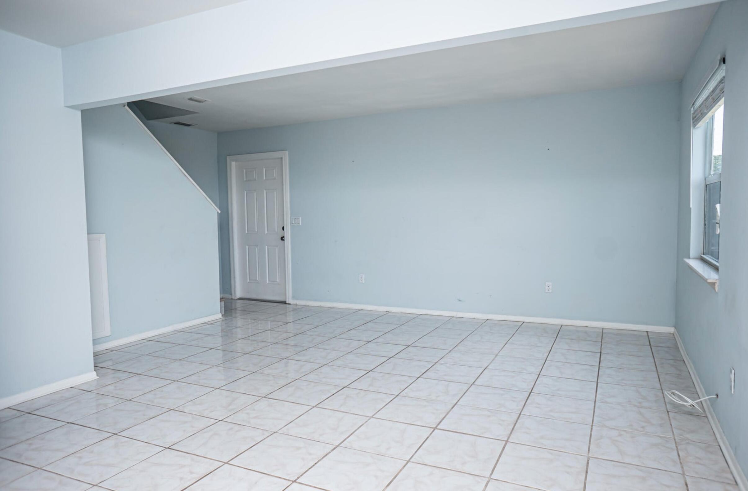 646 Eldorado Street, Unit 2 Fort Pierce, FL 34949 - Photo 3 of 11