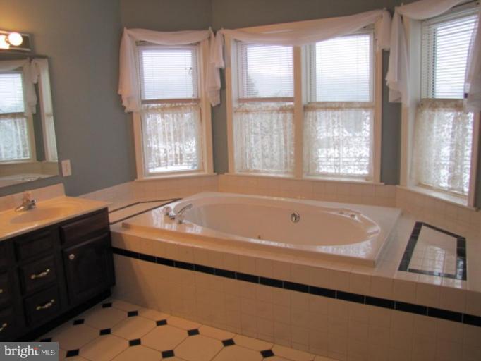 4821 Sundown Road Laytonsville, MD 20882 - Photo 13 of 19 Master Bath