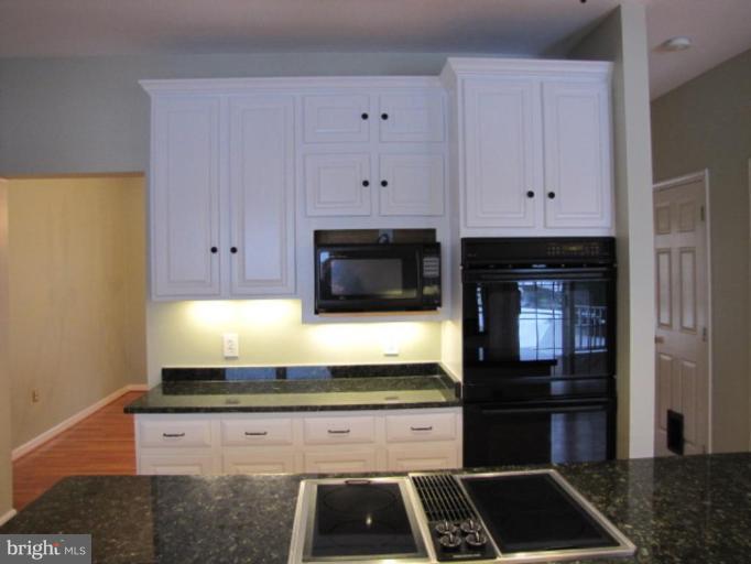 4821 Sundown Road Laytonsville, MD 20882 - Photo 8 of 19 Kitchen #2