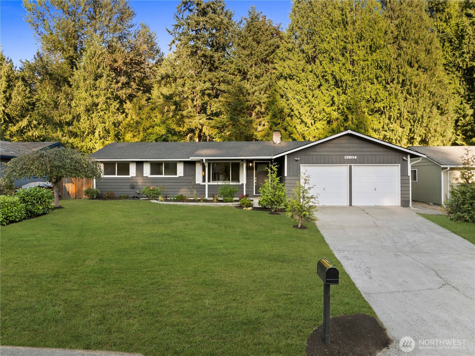 12604 177th Place Southeast Renton, WA 98059 - Photo 30 of 32 Gallery Image 30
