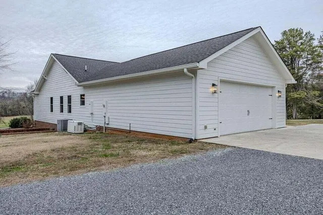 $775,000 | 2255 County Road, Unit 700, Riceville, TN 37370