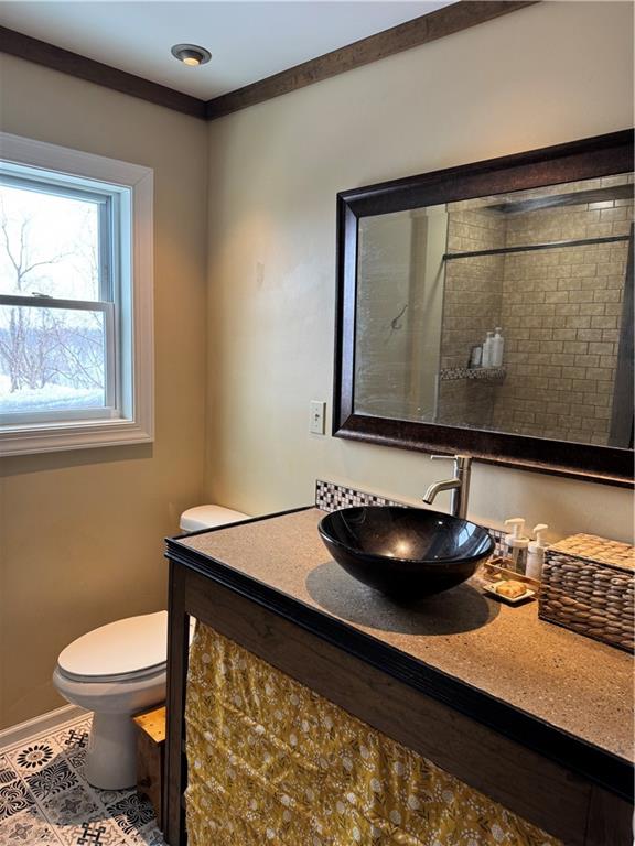 84 Beagle Club Road Washington, PA 15301 - Photo 15 of 31 Bright modern main level bath