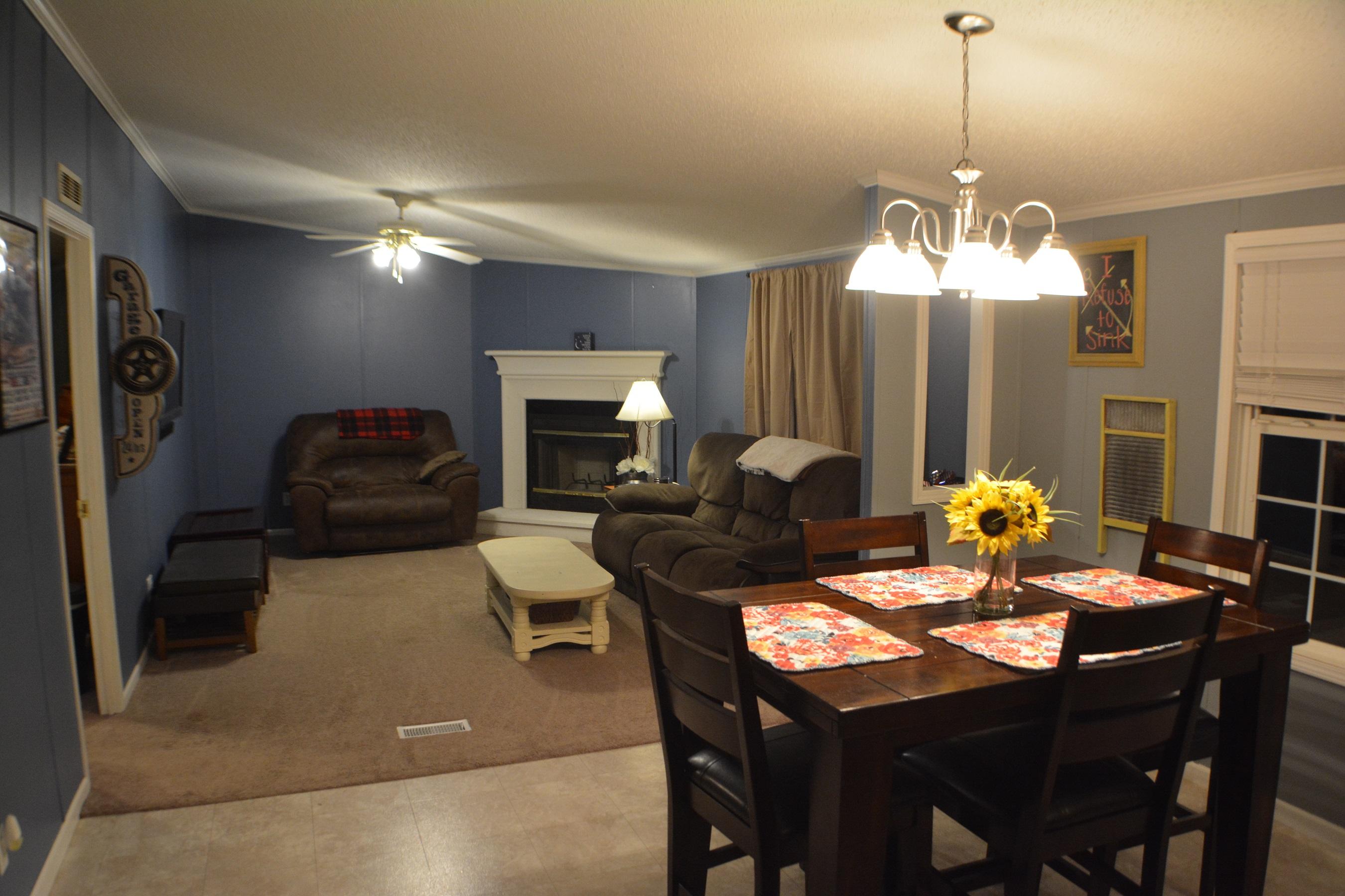 411 Tommy Carter Road Axton, VA 24054 - Photo 6 of 27 Dining and Family
