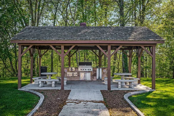 $569,900 | 7100 Dale Ridge Road, Unit B1, Lancaster, TN 38569