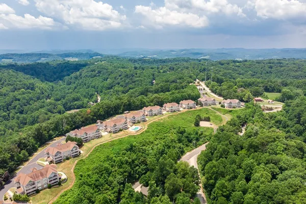$569,900 | 7100 Dale Ridge Road, Unit B1, Lancaster, TN 38569
