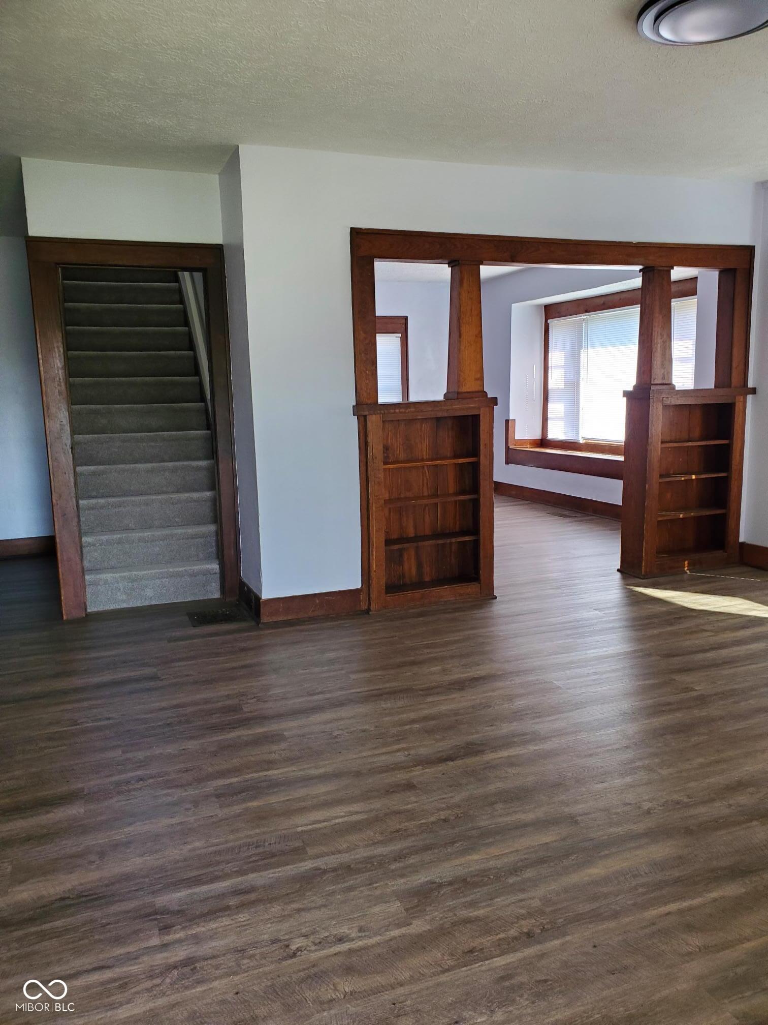 4507 Bluff Road Indianapolis, IN 46217 - Photo 2 of 13