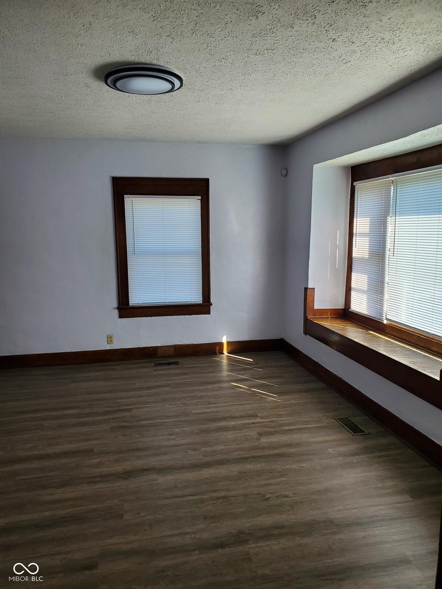 4507 Bluff Road Indianapolis, IN 46217 - Photo 3 of 13