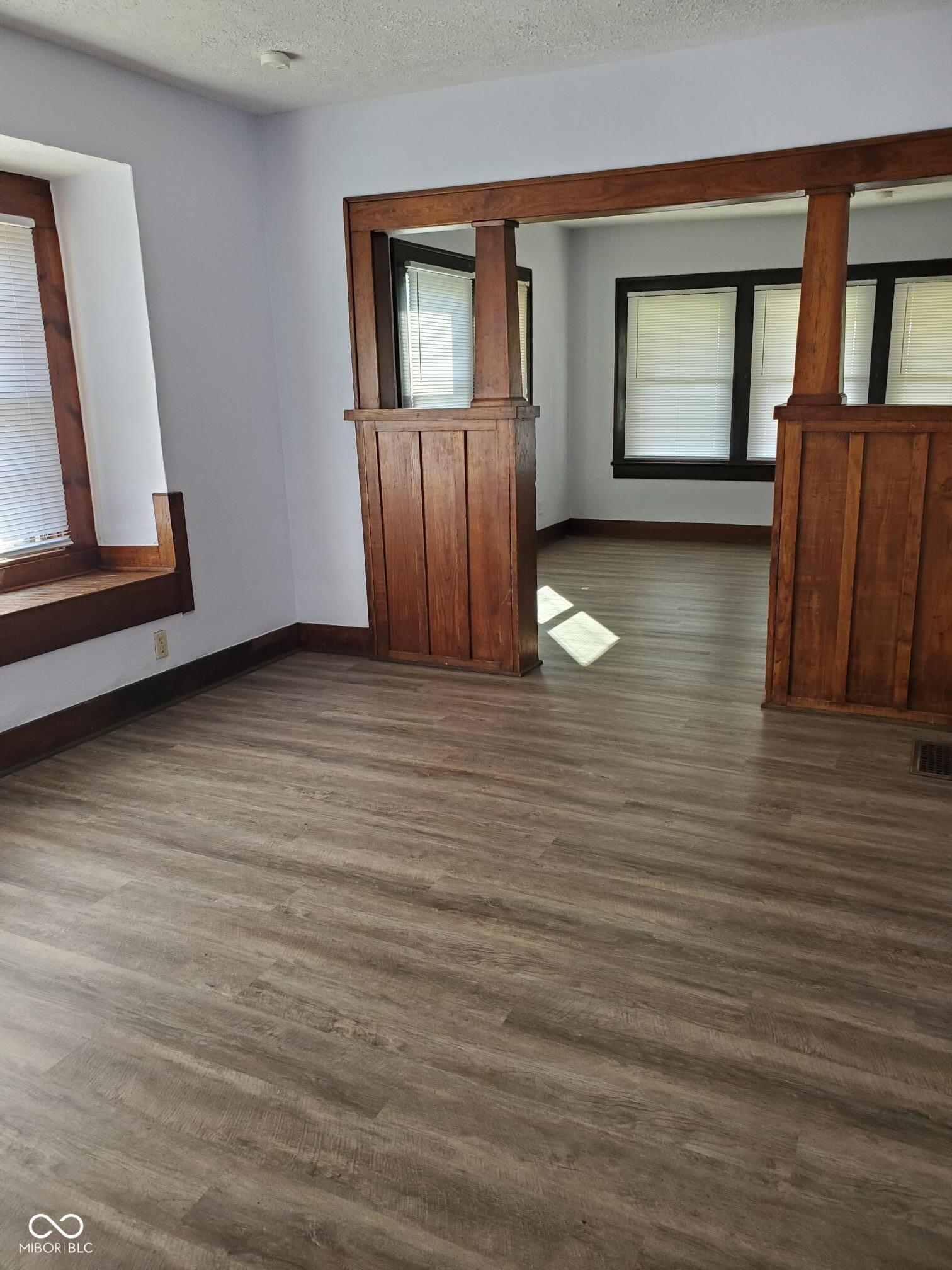 4507 Bluff Road Indianapolis, IN 46217 - Photo 4 of 13