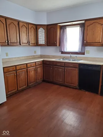 $1,395 | 4507 Bluff Road, Indianapolis, IN 46217