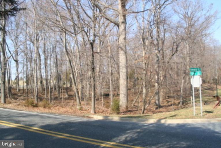 Glen Road Potomac, MD 20854 - Photo 2 of 3 Corner of Glen Road & Greenbriar Road