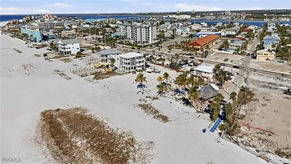 $3,500,000 | 42 Avenue East, Fort Myers Beach, FL 33931