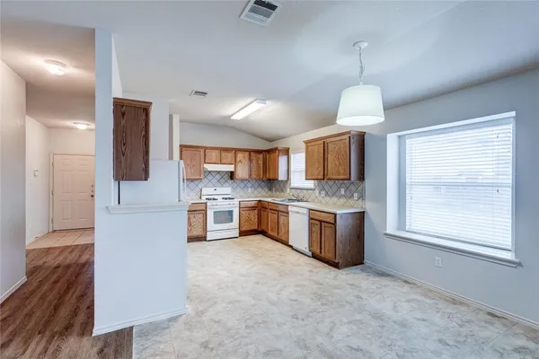 $1,950 | 405 Fort Thomas Place, Round Rock, TX 78664