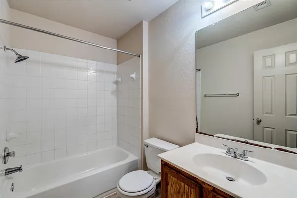 $1,950 | 405 Fort Thomas Place, Round Rock, TX 78664