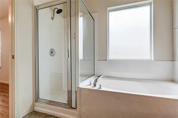 $1,950 | 405 Fort Thomas Place, Round Rock, TX 78664