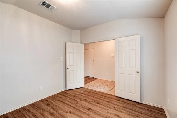 $1,950 | 405 Fort Thomas Place, Round Rock, TX 78664