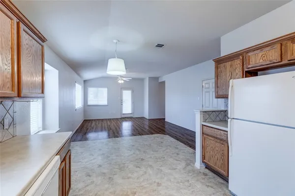 $1,950 | 405 Fort Thomas Place, Round Rock, TX 78664