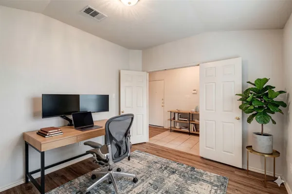 $1,950 | 405 Fort Thomas Place, Round Rock, TX 78664