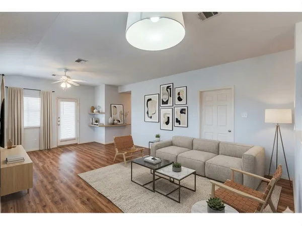 $1,950 | 405 Fort Thomas Place, Round Rock, TX 78664