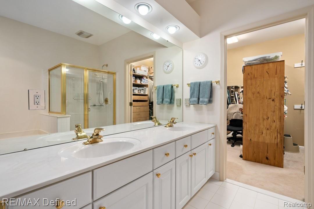 1515 Ford Court Rochester, MI 48306 - Photo 20 of 34 1515-Ford-Ct-21.jpg