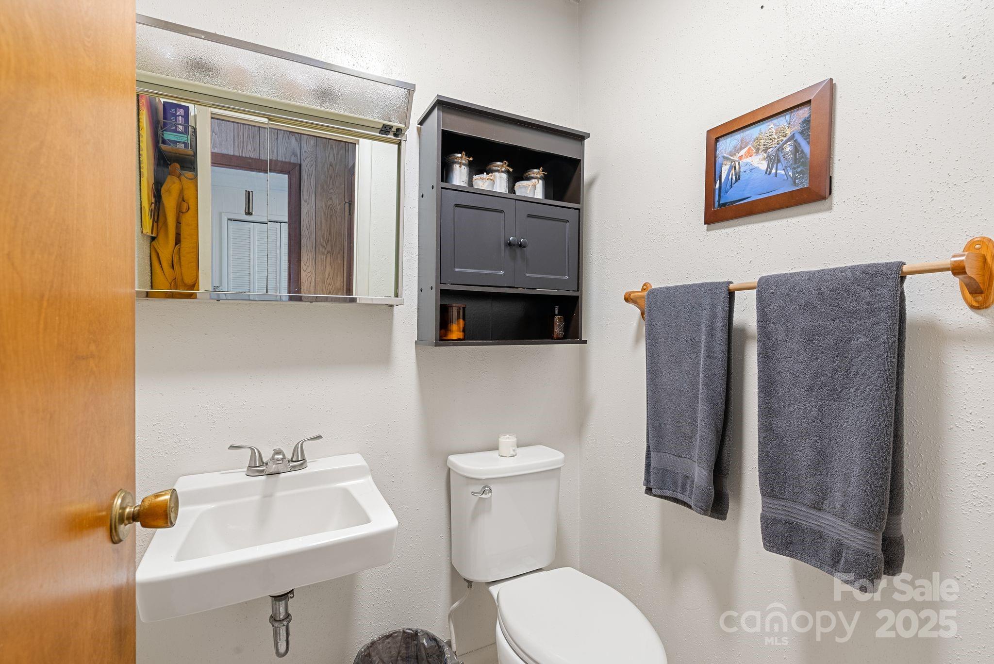 62 Chickadee Road Waynesville, NC 28785 - Photo 14 of 22 Gallery Image 14