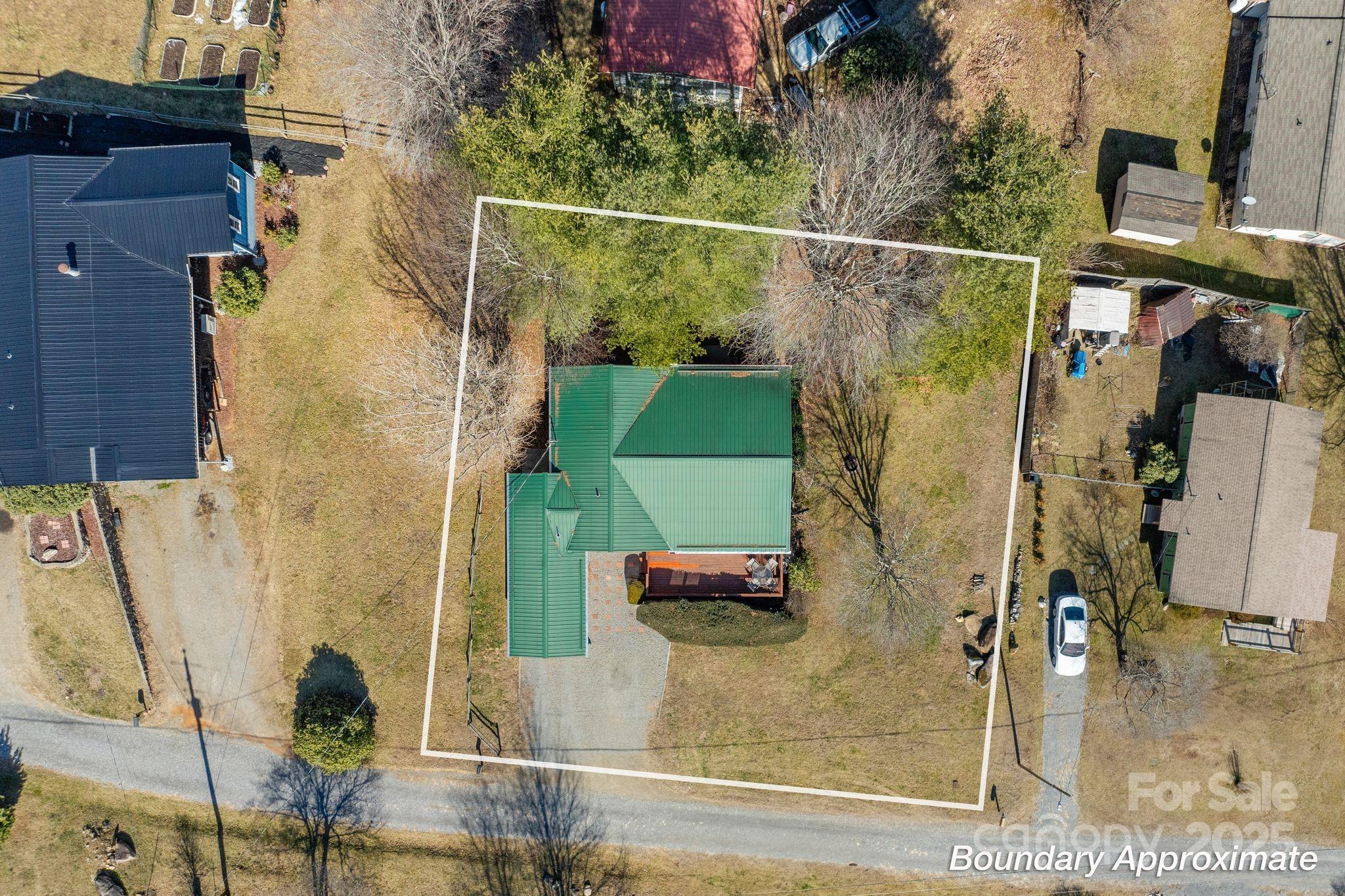 62 Chickadee Road Waynesville, NC 28785 - Photo 18 of 22 Gallery Image 18