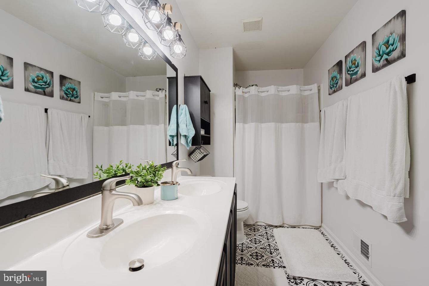 1 Bohemia Road Bear, DE 19701 - Photo 34 of 58 Primary Bathroom