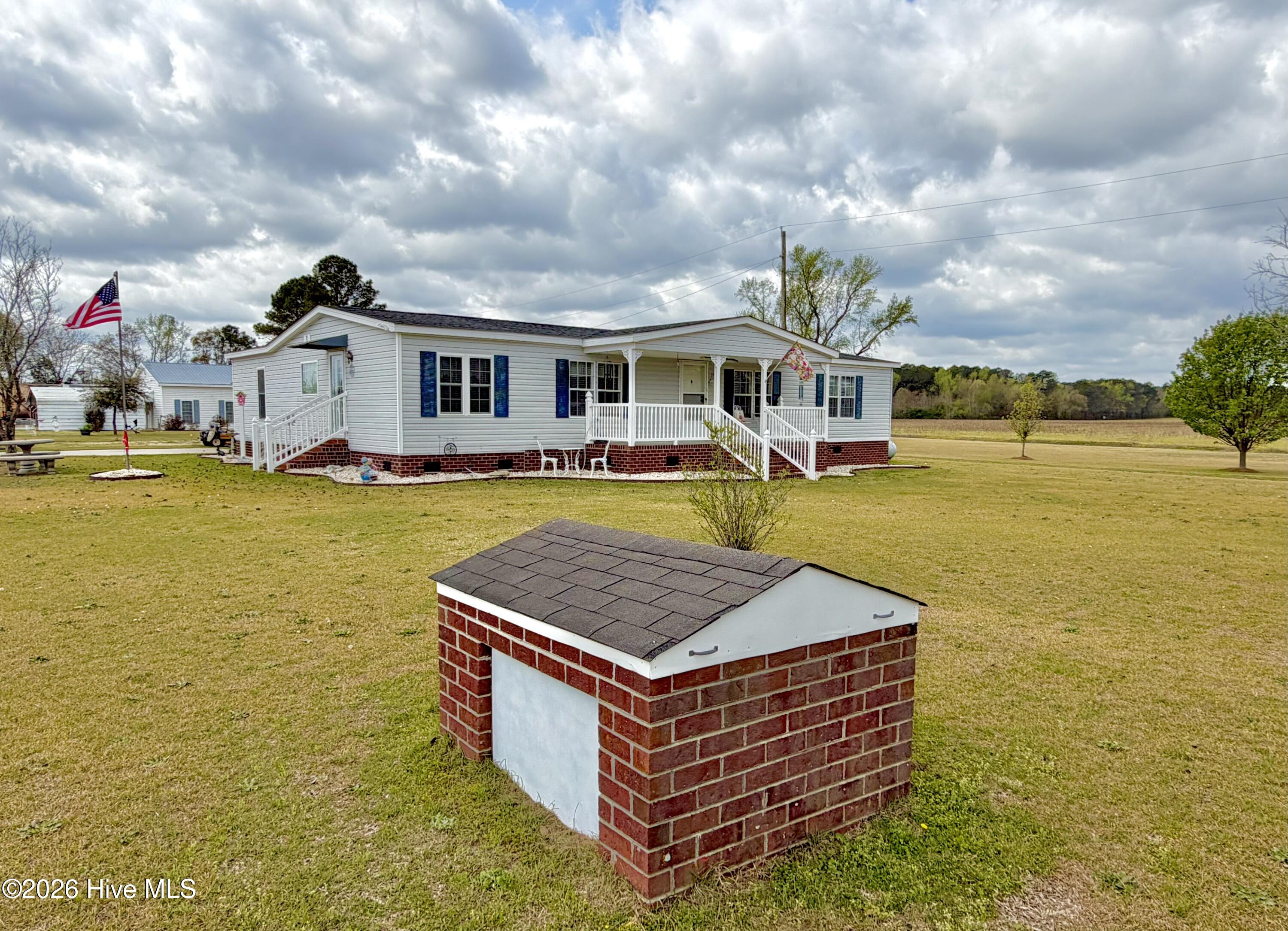1961 Becton Farm Road Kinston, NC 28501 - Photo 9 of 66 IMG_5738