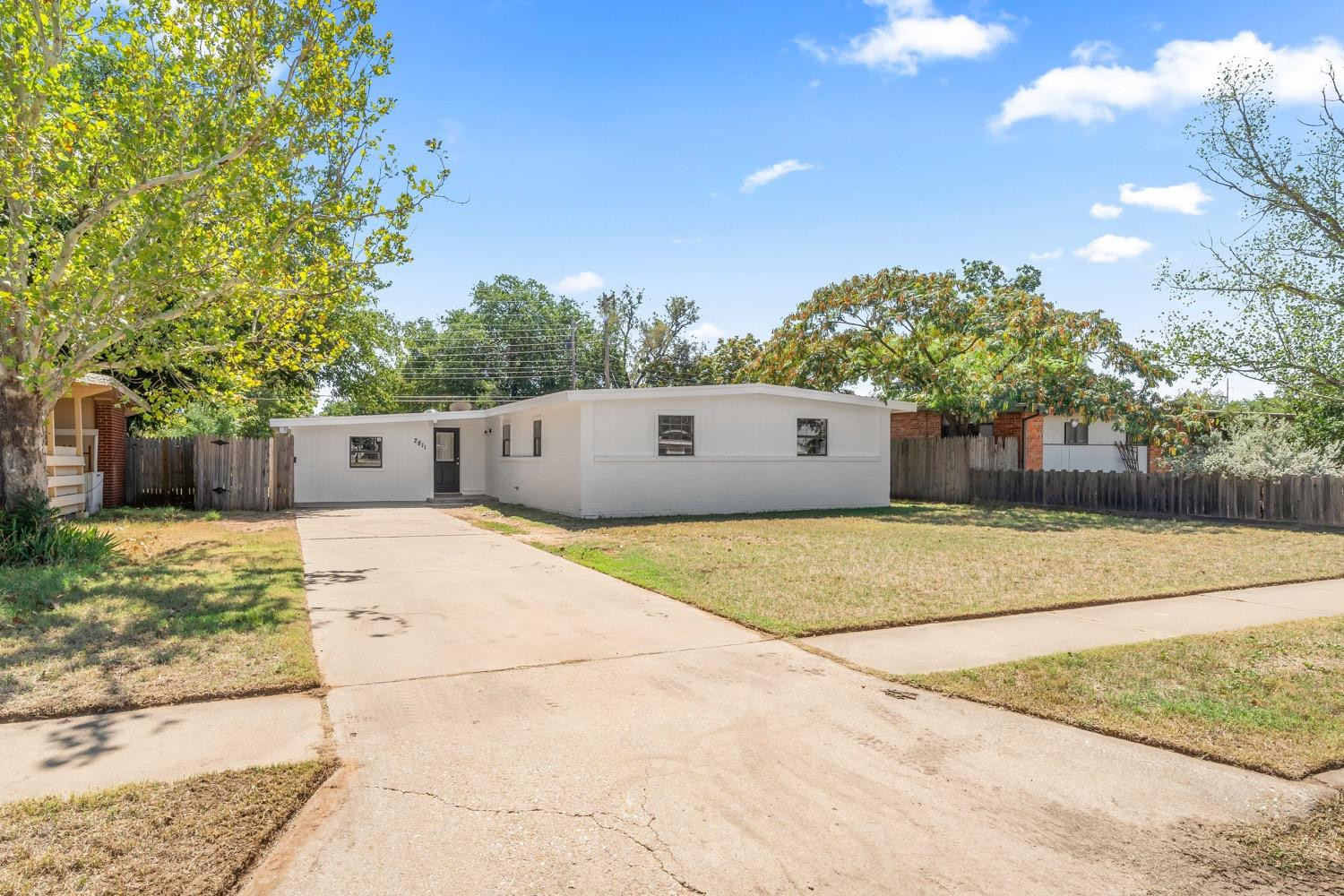 2811 65th Street Lubbock, TX 79413 - Photo 3 of 34 Photo 3