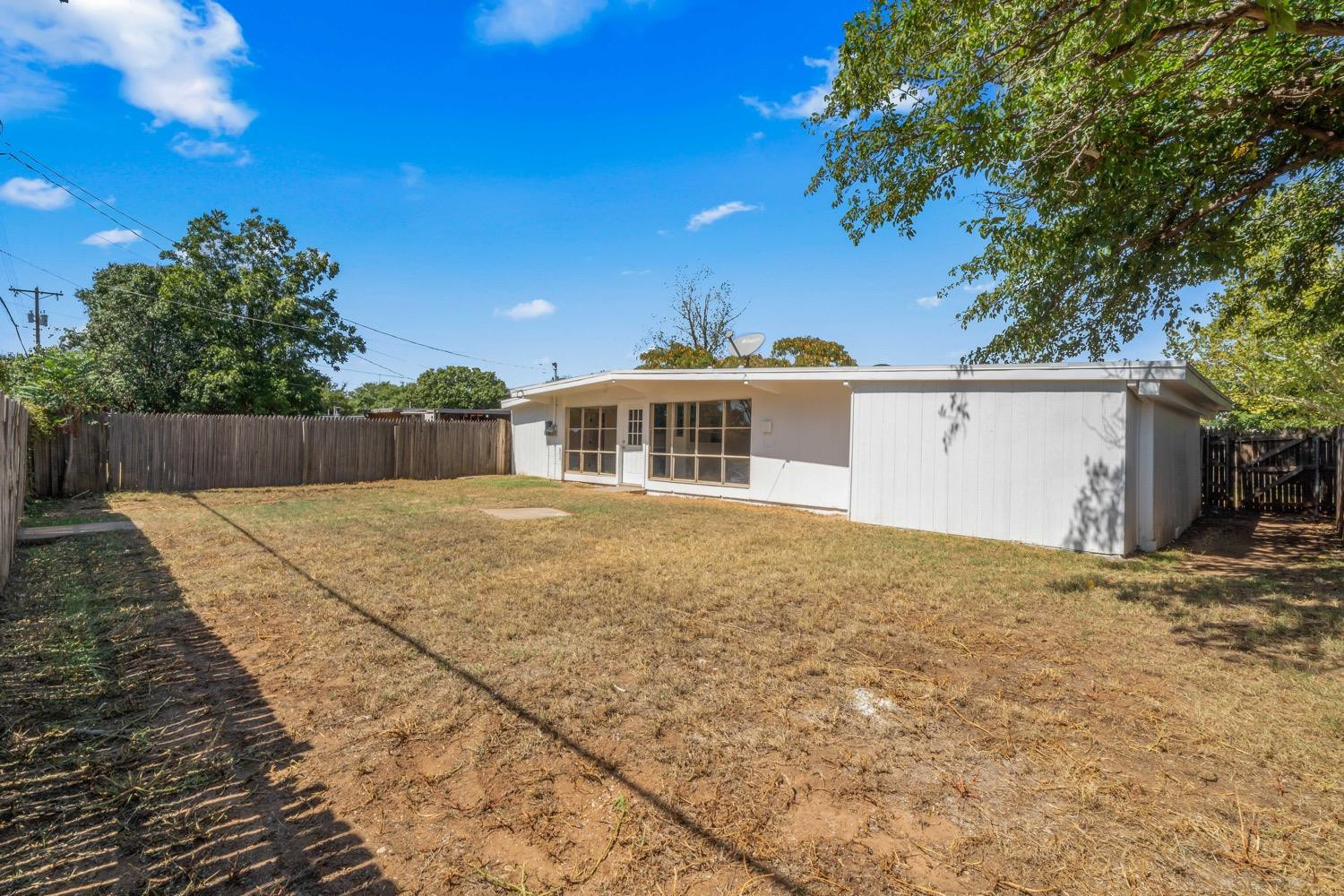 2811 65th Street Lubbock, TX 79413 - Photo 33 of 34 Photo 33