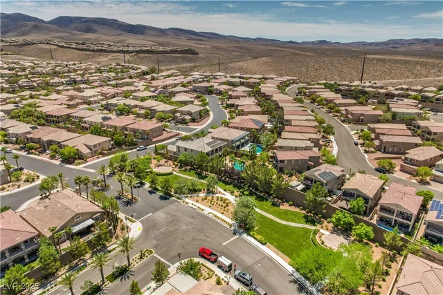 $794,990 | 2753 Kildrummie Street, Henderson, NV 89044