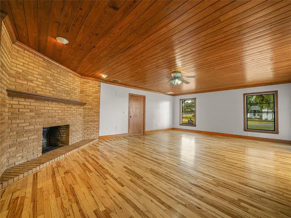 $549,900 | 1761 Hwy 630 W Frostproof West, Frostproof, FL 33843