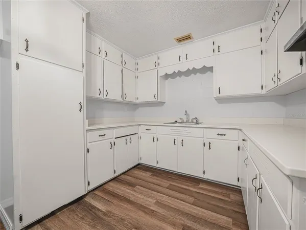 $549,900 | 1761 Hwy 630 W Frostproof West, Frostproof, FL 33843