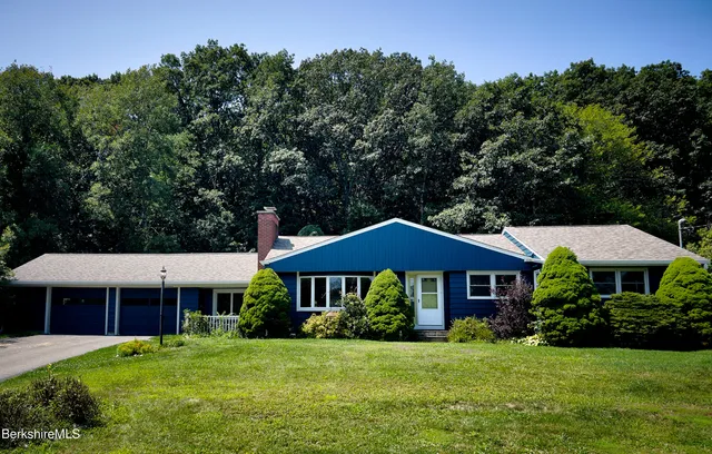 $538,000 | 58 Deer Track Lane, Hillsdale, NY 12529