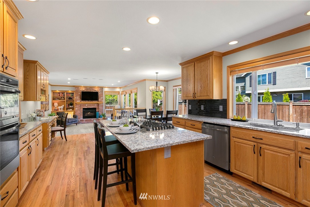 1911 243rd Place Southeast Bothell, WA 98021 - Photo 7 of 22