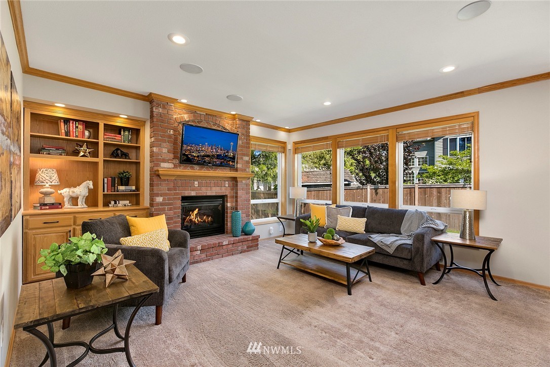 1911 243rd Place Southeast Bothell, WA 98021 - Photo 10 of 22