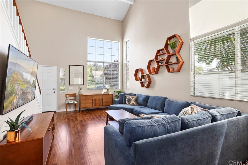 32289 Cercle Beauregard Temecula, CA 92591 - Photo 13 of 45 a living room with furniture and a flat screen tv