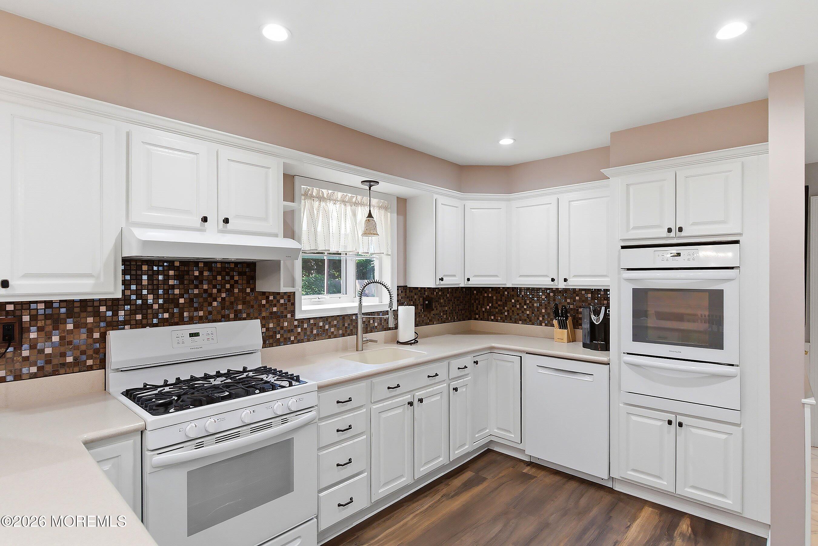81 Salem Road Brick, NJ 08724 - Photo 13 of 31 16-Kitchen 1B