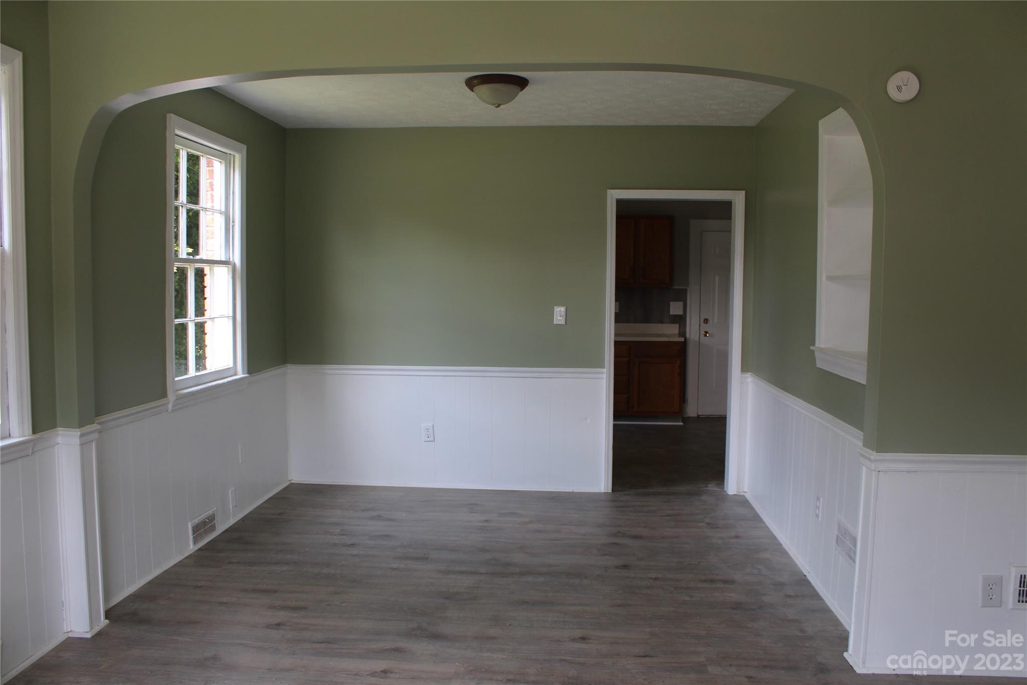 414 Spring Street Hamlet, NC 28345 - Photo 6 of 42 Gallery Image 6