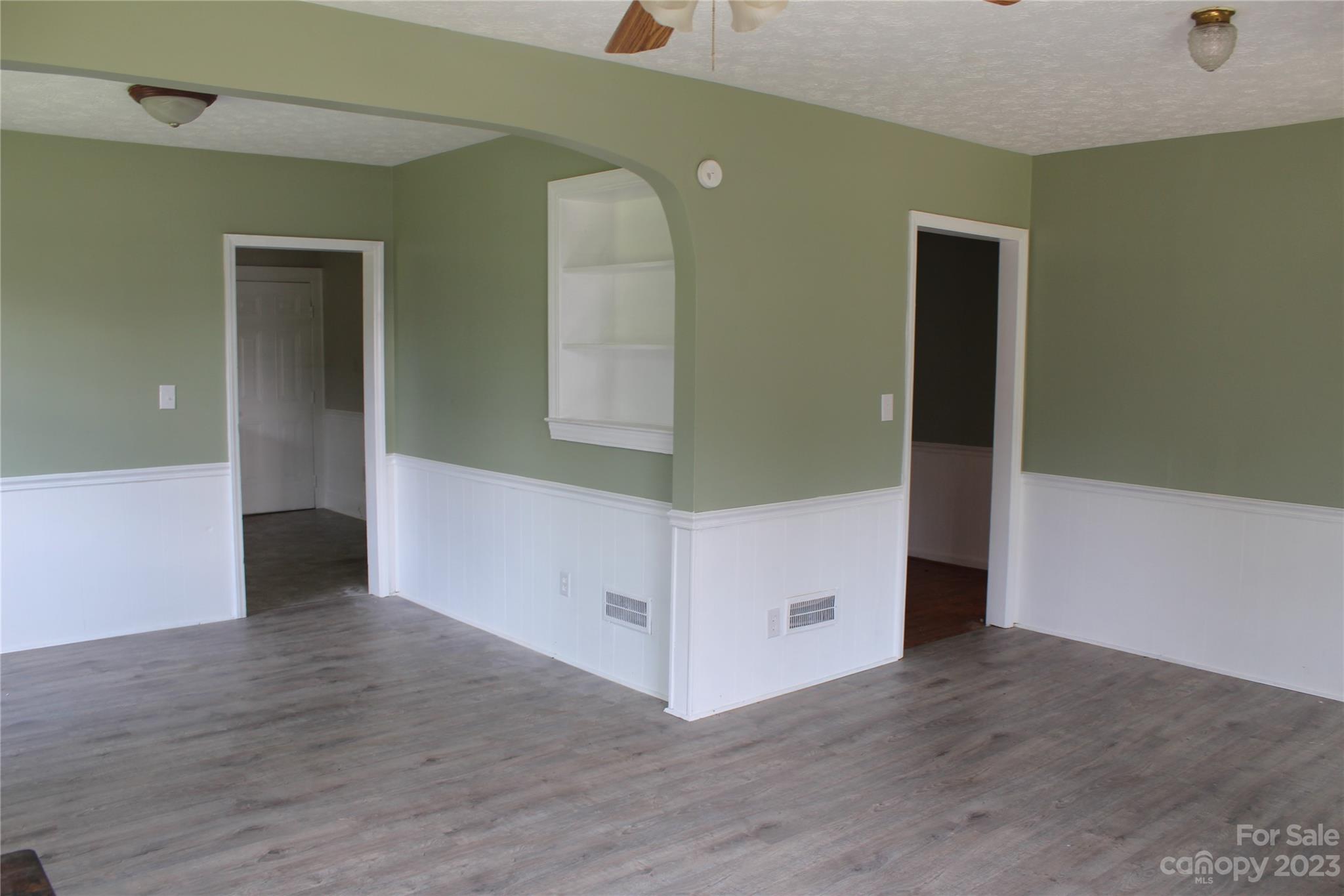 414 Spring Street Hamlet, NC 28345 - Photo 7 of 42 Gallery Image 7