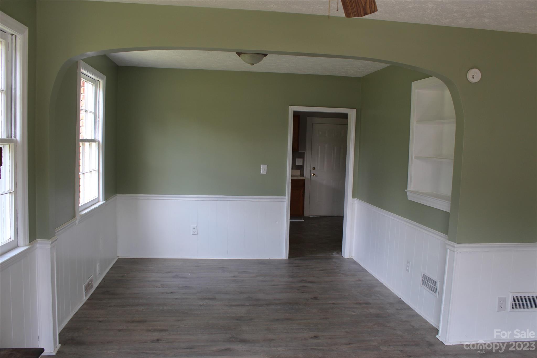 414 Spring Street Hamlet, NC 28345 - Photo 8 of 42 Gallery Image 8