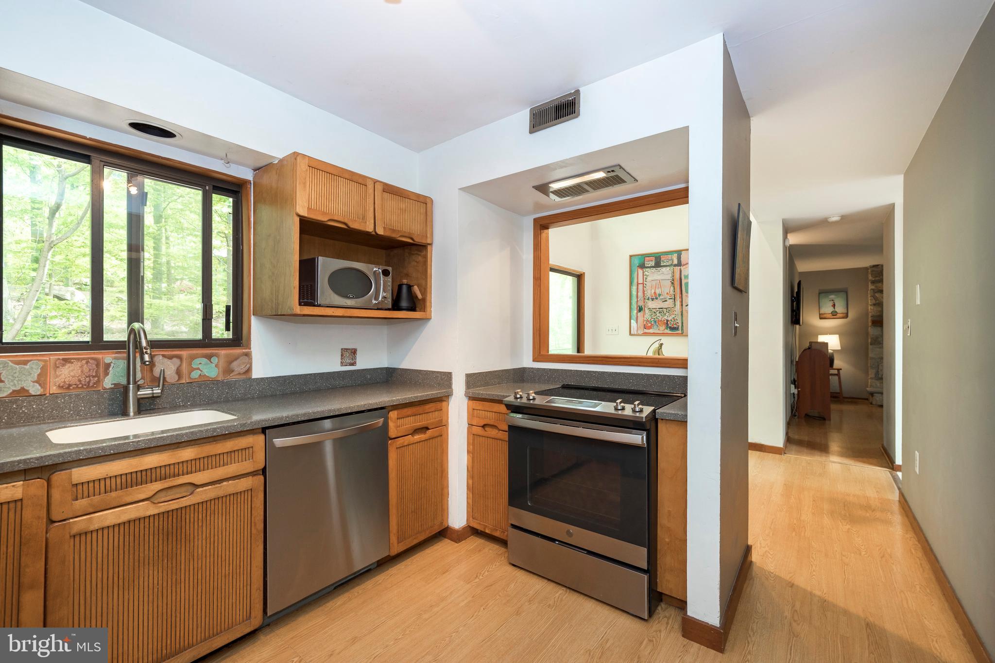 1245 New Philadelphia Road Pottstown, PA 19465 - Photo 12 of 46 Gallery Image 12