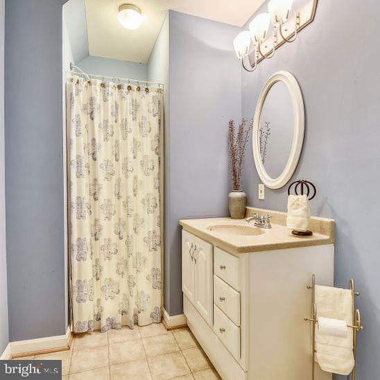 256 Woodard Road Arnold, MD 21012 - Photo 23 of 38 Plenty of baths