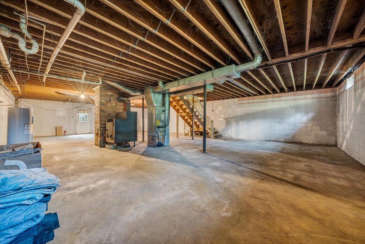 805 Summit Drive Covington, VA 24426 - Photo 26 of 70 26-MIB07946