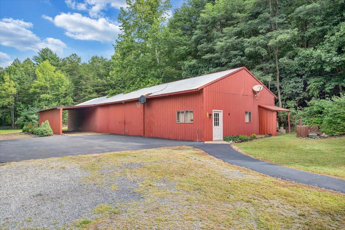 805 Summit Drive Covington, VA 24426 - Photo 40 of 70 40-MIB07853