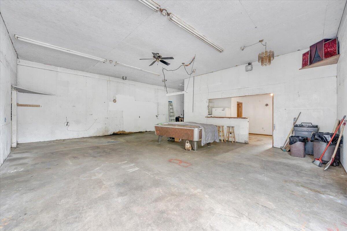 805 Summit Drive Covington, VA 24426 - Photo 46 of 70 46-MIB07841