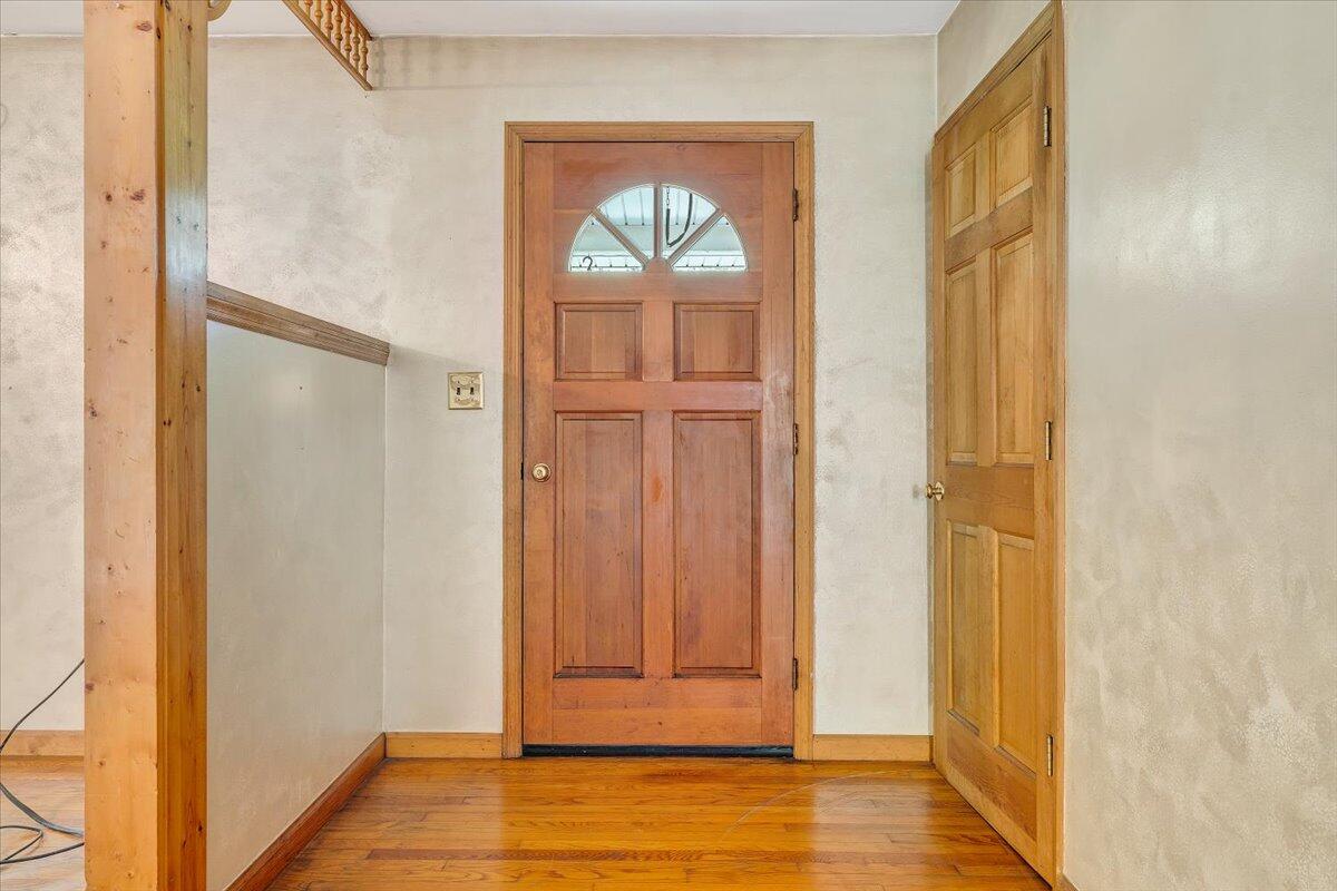 805 Summit Drive Covington, VA 24426 - Photo 5 of 70 05-MIB07919